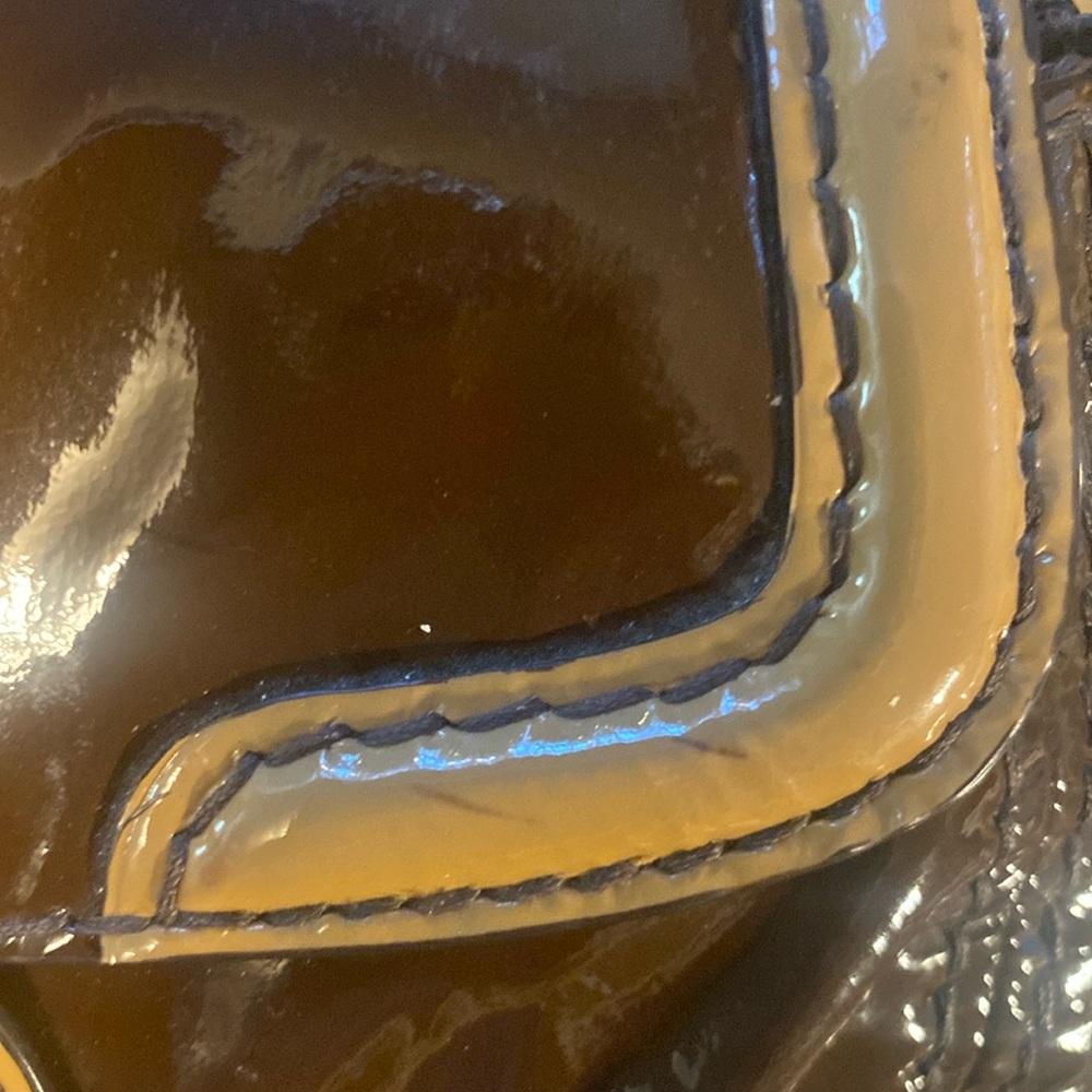 Prada patent leather handbag - Picture 4 of 12